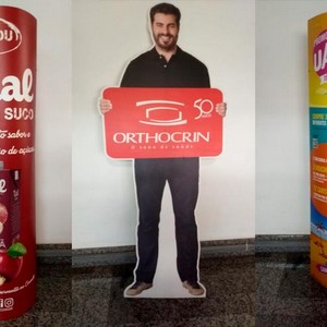 Empresa de totem publicitário